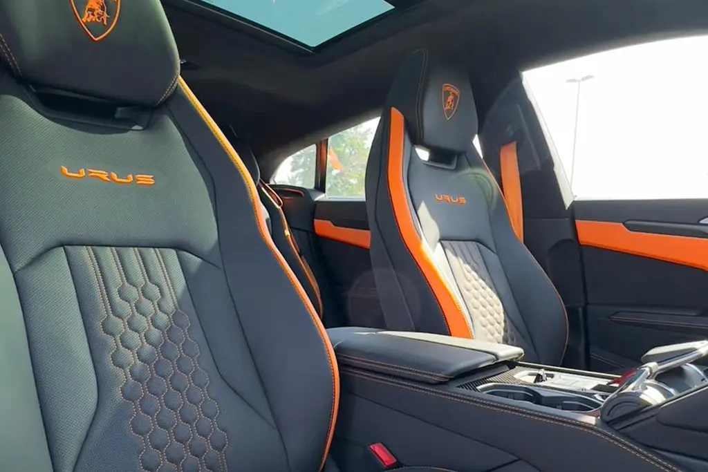Lamborghini urus S 2024 (6).webp