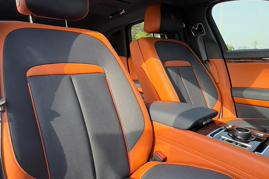 Rolls Royce Ghost (6).webp